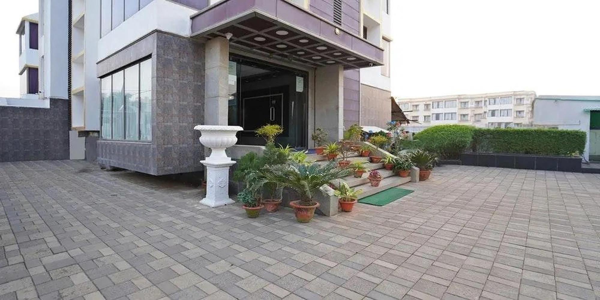 Gold Coast Beach Resort Puri Bagian luar foto
